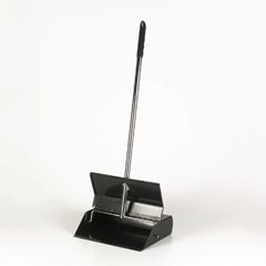 Metal lobby dust pan self opening and closing lobby dust pan 30 inch handle covered top